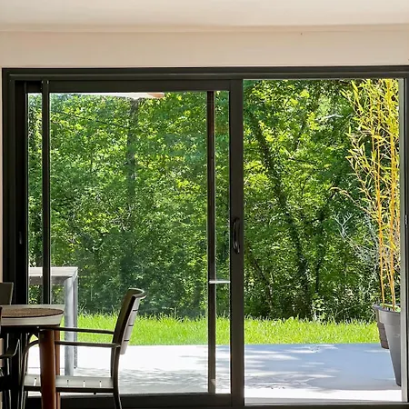 Charming Between Lot And Dordogne Holiday home Monsempron-Libos